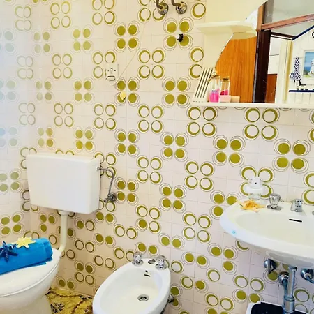 Апартаменти Large In Terme *